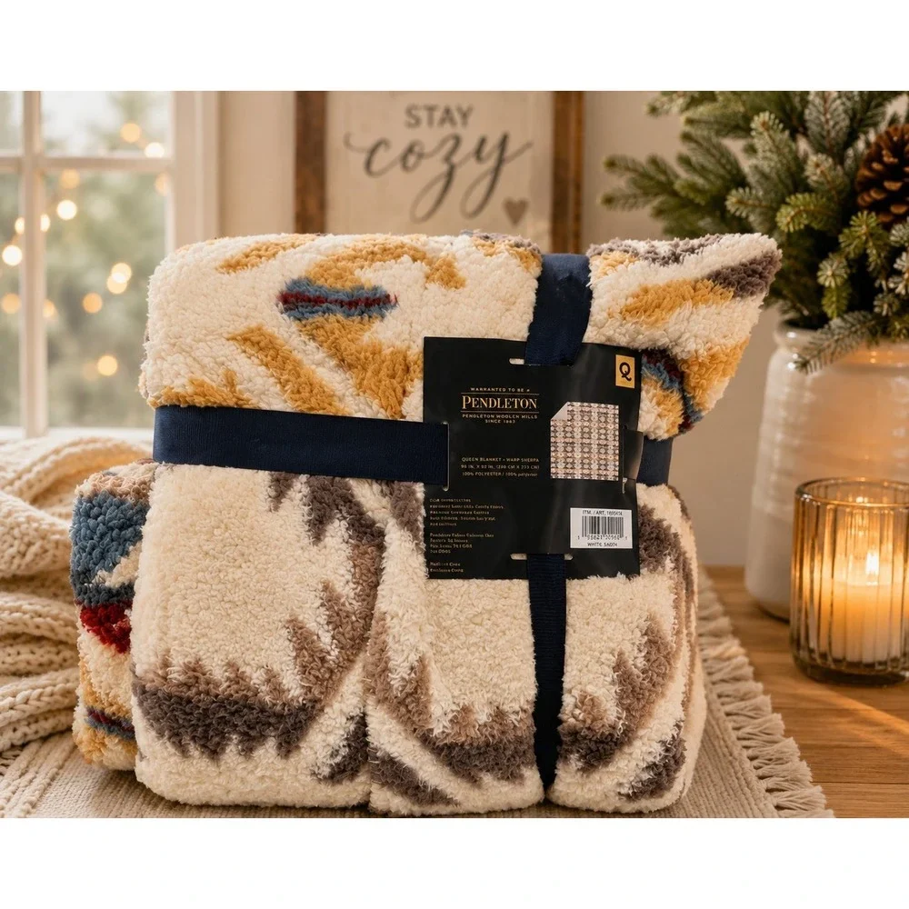 *NEW*Pendleton Ultra Soft Plush Blanket- Manta Queen Size